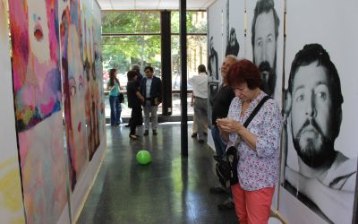 Exposición "FM 85" en homenaje a Fernán Meza