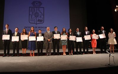 Universidad de Chile tituló a 215 nuevos médicos y médicas