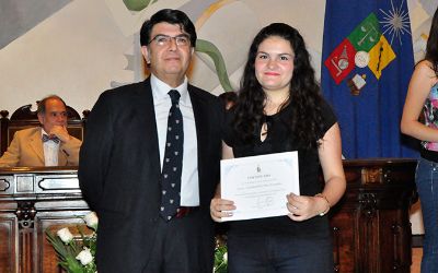 U. de Chile entregó cien becas a estudiantes destacados de primeros quintiles