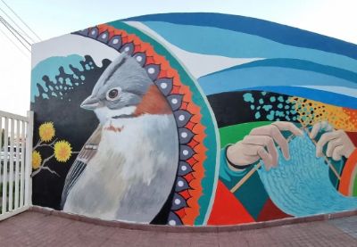 El mural representa la conexión socio-emocional entre participantes y la naturaleza.