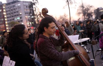La Chile Big Band se presentará el día lunes 23 de enero a partir de las 19:30 horas, en la Explanada de la plaza Arturo Prat