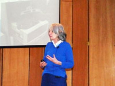 Soledad Ferreiro, consultora en proyectos de innovación, información y gestión del conocimiento, y exdirectora de la Biblioteca del Congreso Nacional, fue una de las conferencistas nacionales destacad