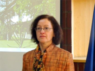 Sylvia González, sicóloga de la Facultad trabajó también con los escolares.