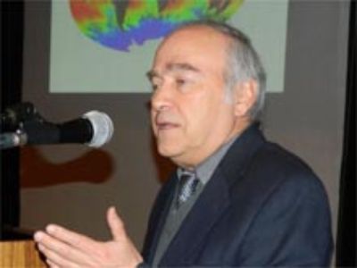 El Profesor Fernando Santibáñez abrió las ponencias del Congreso con el tema "Evaluando las amenazas del Cambio Climático en los bio-sistemas en Chile"
