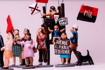 Exposición “La historia es nuestra: Salvador Allende y la Unidad Popular a través de la loza de Talagante”