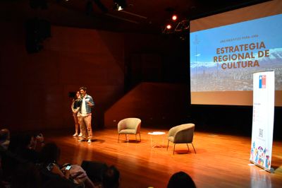 ntos Estrategia Regional del Cultura. Centro Cultural GAM. Fotografía: Diana Duarte. 