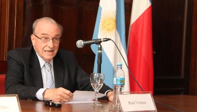 El jurista internacional Raúl Vinuesa.