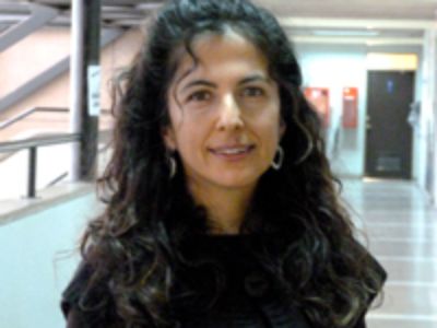 La investigadora Carolina Navarro es académica del Depto. de Psicología de la U. de Chile