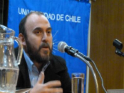 Nelson Paulus, uno de sus autores y graduado del Magíster de Antropología y Desarrollo de la Universidad de Chile.