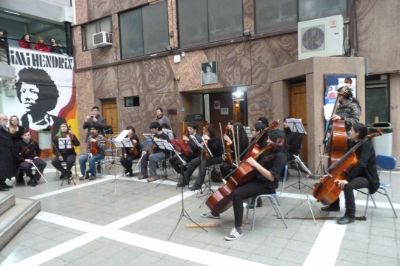 A fines de julio pasado la orquesta celebró su duodécimo aniversario interpretando un concierto gratuito en FACSO.