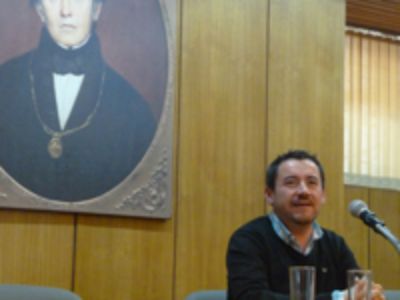 Quien también expuso fue el profesor Marcelo Pizarro, de la Dirección de Pregrado de la Universidad de Chile.