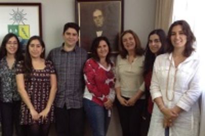 Pilar Calveiro junto a parte del equipo del Programa Psicología Social de la Memoria.