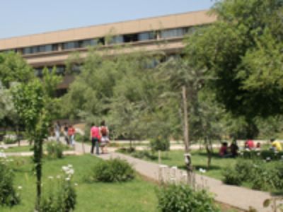 La Facultad de Ciencias Sociales, fue creada el año 1988.