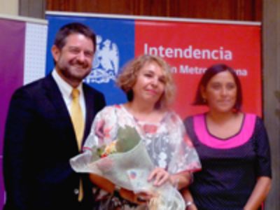 "Es un honor recibir el premio Elena Cafferena porque es el único que reconoce a mujeres por su trabajo con mujeres o por su trabajo reivindicativo en términos políticos", Sonia Montecino.