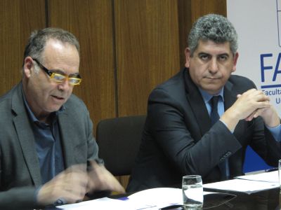 El Dr. Roberto Aceituno, Decano de la Facultad de Ciencias Sociales, y  Andrés Santander Ortega, Director Ejecutivo FOSIS.