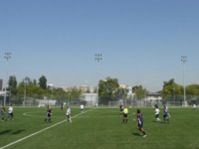 Como novedad, este año por primera vez se utilizaron las nuevas instalaciones deportivas de Campus Juan Gómez Millas para distintos partidos.