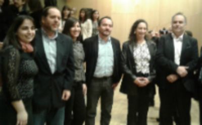 El Decano Roberto Aceituno, autoridades saliente y entrantes del Departamento de Psicología acompañaron a los nuevos Psicólogos de la Universidad de Chile