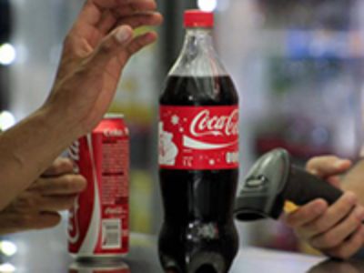 "La Coca Cola que es mucho más peligrosa que Al Qaeda, pues la probabilidad de verse inmiscuido en un ataque terrorista es muy baja", comentó Vervliet. 