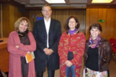 Vicerrectora Sonia Montecino, Prof. Joël Candau, Prof. María Elena Acuña y Prof. Carolina Franch.