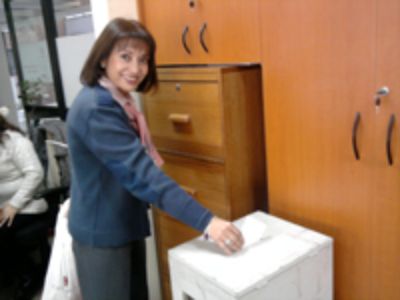 La secretaria de Antropología Viviana Sepulveda se manifestó contenta de votar.