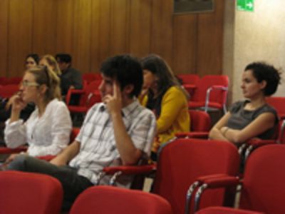 Académicas y académicos asistieron a la presentación de La Pretensión Universalista de la Teoría Social.