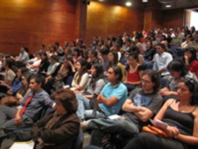 Cerca de 250 profesionales, entre psicólogos, abogados y asistentes sociales, concurrieron al seminario.