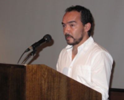 El Jefe de Carrera de Antropología, profesor Sergio Flores.