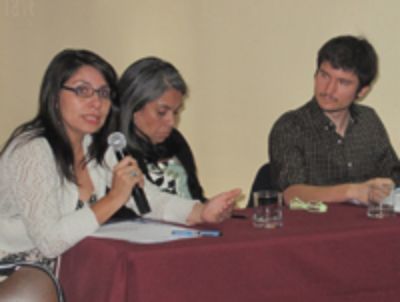 La Prof. Castro explicando los alcances del Cupo de Equidad de la FACSO.