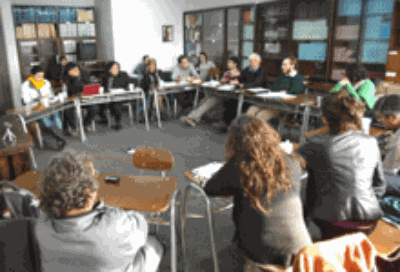  Estudiantes y académicos duranta la primera Jornada de Precongreso realizada en la Facultad de Ciencias Sociales de la Universidad de Chile.