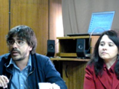 Prof. Marcela Gaete y Prof. Camilo Pastén