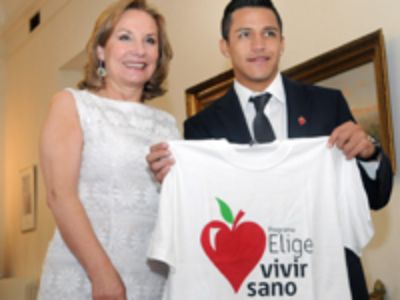 Campaña Elige Vivir Sano, dirigida por la primera dama Cecilia Morel