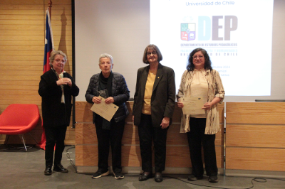 Rectora Rosa Devés junto a Loreto Nervi, Patricia Soto y Zulema Serrano 