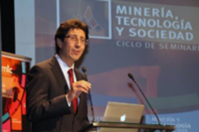 Director Ejecutivo del AMTC, Javier Ruíz del Solar.
