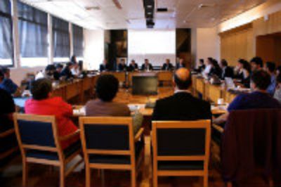Con fecha del 5 de noviembre se llevó a cabo una sesión extraordinaria del Consejo de Facultad para recibir al  vicepresidente ejecutivo de Corfo, Eduardo Bitrán.