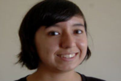 Constanza Yvaniniz, estudiante de Licenciatura en Astronomía de la Universidad de Chile.