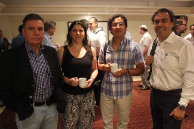 Los académicos Juan Carlos Elicer, Viviana Meruane, Humberto Palza y el vicedecano Felipe Álvarez. 