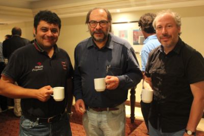 Los profesores Juan Velásquez, Aldo Tambourrino y Rodrigo Soto. 