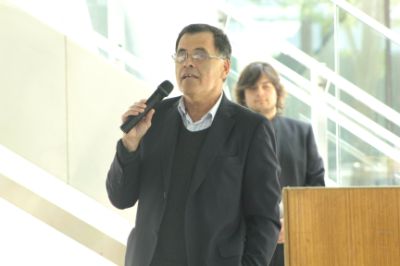 El decano de la FCFM, prof. Patricio Aceituno.