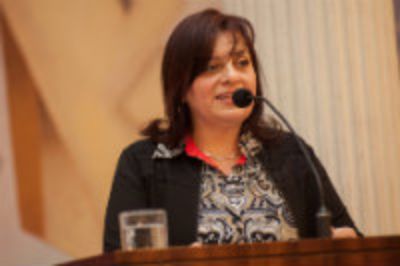 Salomé Martínez, académica del Departamento de Ingeniería Civil Matemática e investigadora del CMM. 