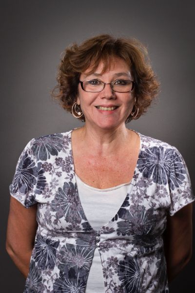 Diana Comte, académica del DGF e investigadora del AMTC.