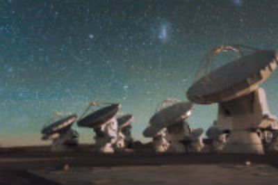 Gracias al proyecto "Desarrollo de una plataforma astro-informática", el DAS es parte de la Alianza Internacional de Observatorios Virtuales.