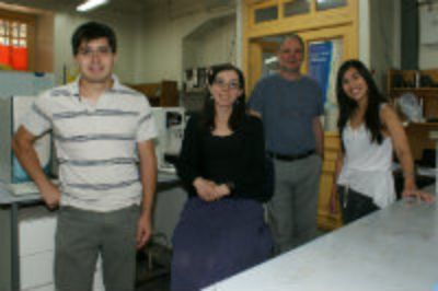 Equipo de investigadores del Departamento de Ingeniería Química y Biotecnología.