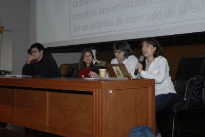 Las profesoras Mercedes López e Inés Pepper revisaron la historia de los diferentes cuerpos legislativos que han regido a la educación superior en nuestro país.