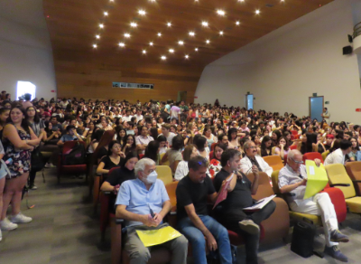 Más de 700 estudiantes se congregaron en el inicio lectivo de los Módulos de Integración Interdisciplinar Multiprofesional, MIIM. 
