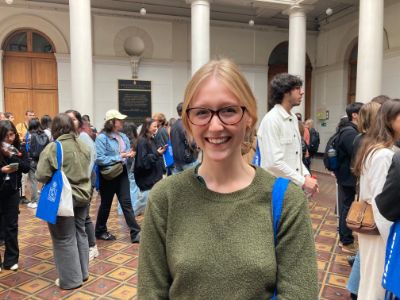 Johanna Verinova, estudiante de Ciencias en la Universidad de Heidelberg en Alemania, que cursará un semestre de estudios en la carrera de astronomía de la U. de Chile.