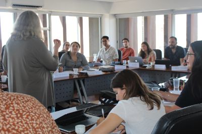 Cerca de 60 estudiantes de doctorado de la U. de Chile participaron en el Taller “Mejorar la escritura académica”, que se organizó en dos secciones y con dos sesiones de trabajo intensivo.