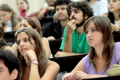 Estudiantes en clases