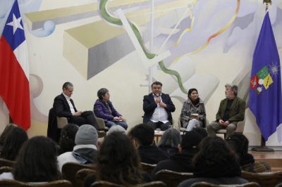 Mariana González, Yerko Ljubetic, Rodrigo Roco y Camila Rojas participaron en el panel y Patricio López moderó la conversación.