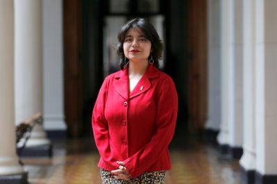 Catalina Lufín Pacheco, nueva presidenta FECh es estudiante de Literatura y Lingüística Hispánica en la Facultad de Filosofía y Humanidades.