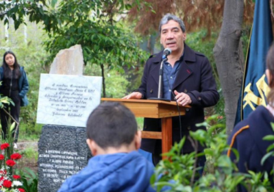 Gonzalo Duran, alcalde de Independencia, en la ceremonia del Liceo Gabriela Mistral de Independencia.